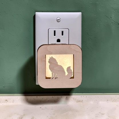 Dog & Cat Laser Engraved Night Light – Maple Wood LED Pet Night Light – Pet Lover Gift & Home Decor